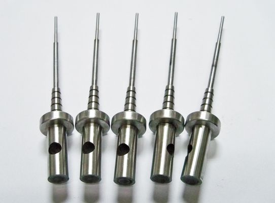 องค์ประกอบแบบช่างแบบแม่นยํา