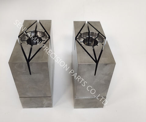 ส่วนประกอบแบบ Custom Stavax S136 Mold อะไหล่ EDM ความแม่นยําสําหรับเครื่องมือรถยนต์