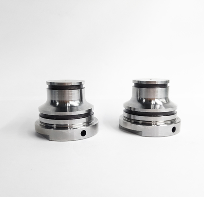 เหล็กสแตนเลส SKD61 Cnc turned Components Wear resistant Black Coating การรักษาพื้นผิว