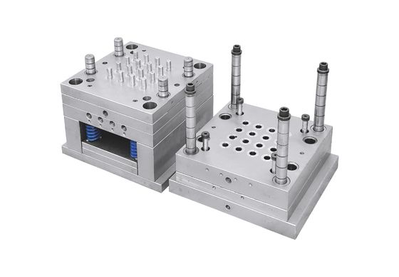 โมล์แพทย์ พลาสติกสัตว์เลี้ยง โมล์ Preform หลายช่อง หม้อฉีด