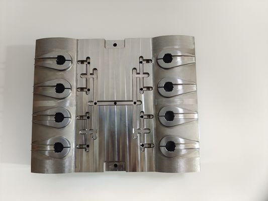 แผ่นแกนเหล็กแข็ง (P20/H13/S136)