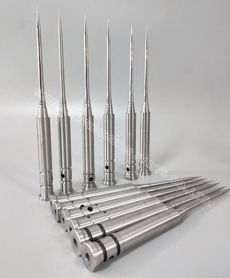 SS440C Mould Core Pin แทรก Pins สำหรับปิเปตถ่ายโอนทางการแพทย์ด้วย + / - 0.005mm